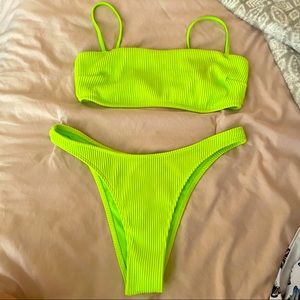 ✨4 for 20✨hollister bikini